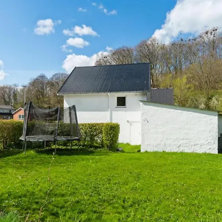 Entire House In The City, 3 Big Bedroom With 4 Bed